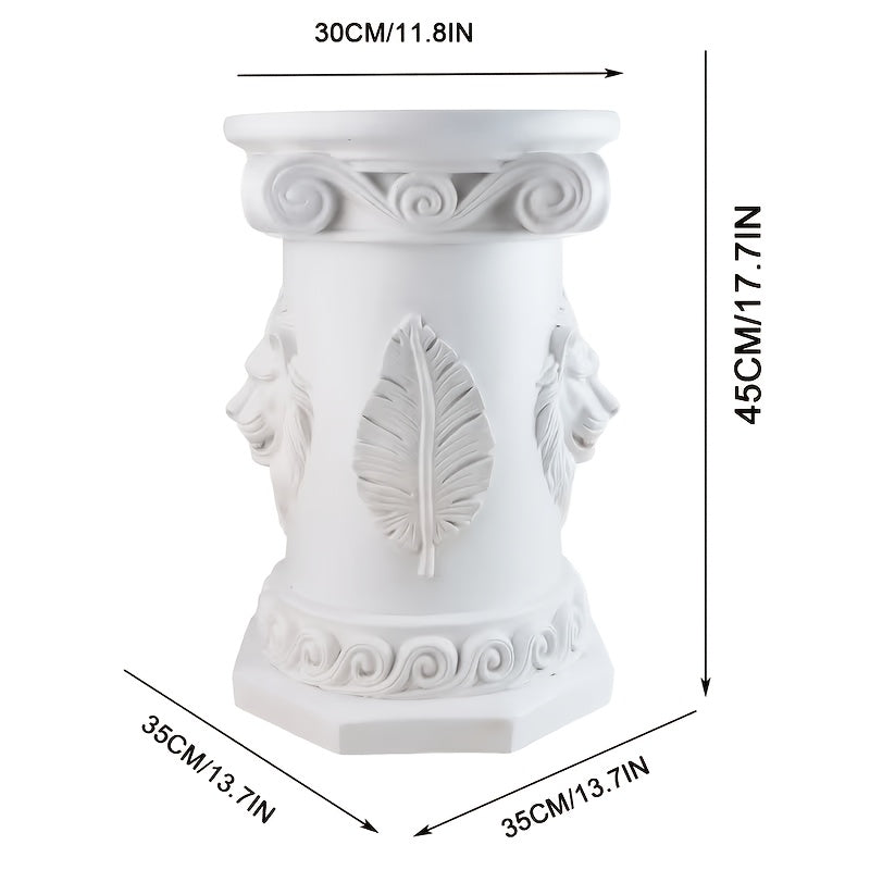 Dimension diagram showing the round top and faceted base of the lion-relief table.