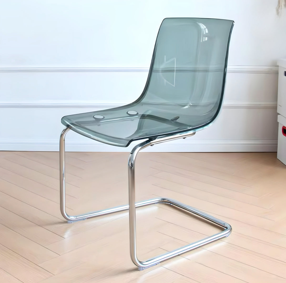Transparent Modern Chair